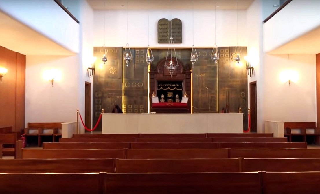Athens Synagogue (inside)